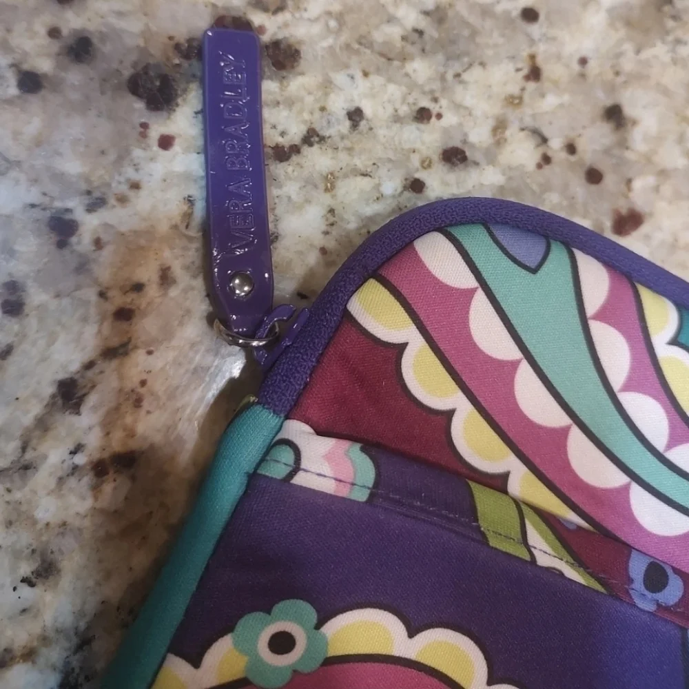 Vera Bradley 15